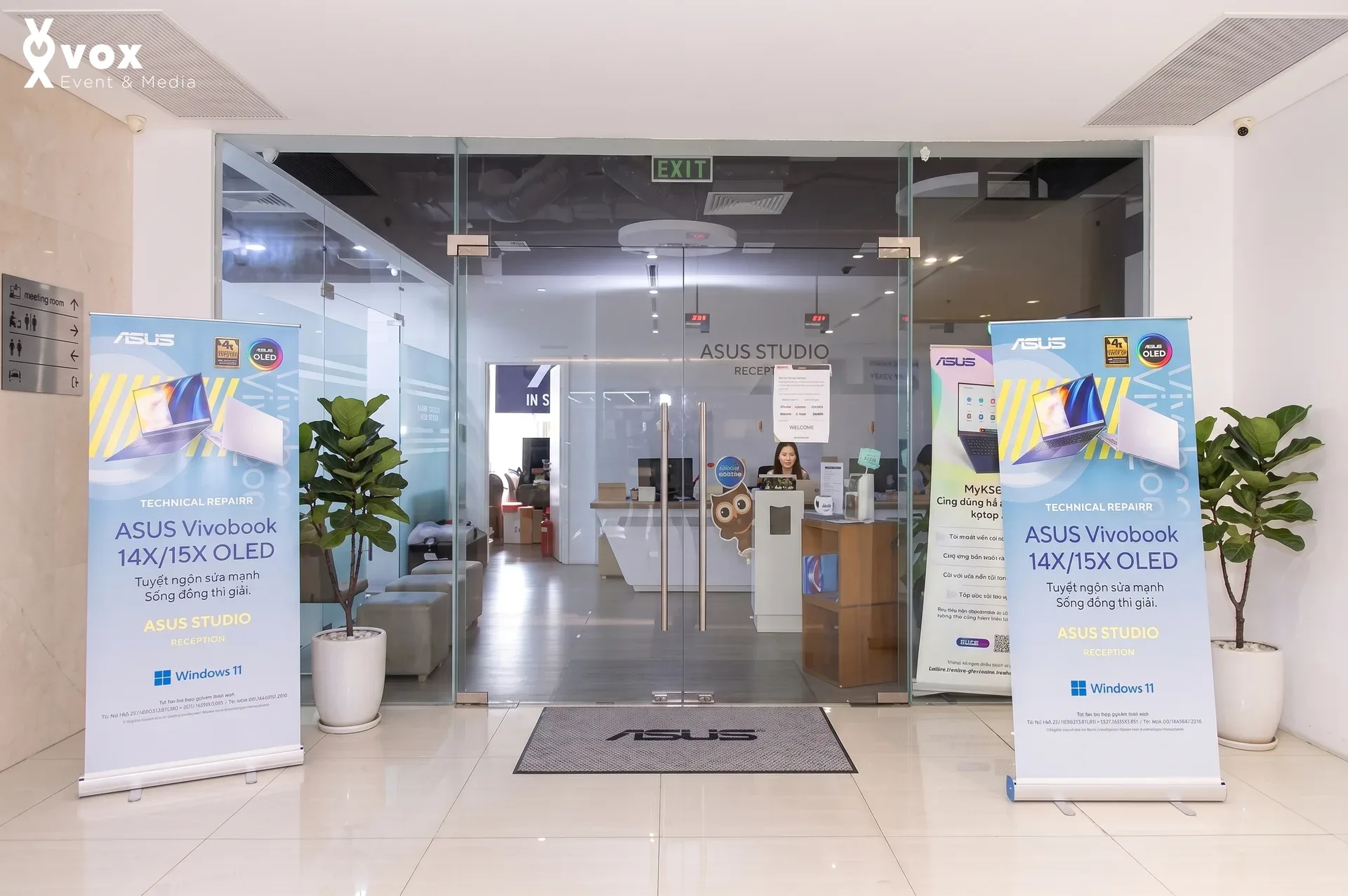 ASUS — standee, backdrop và ấn phẩm nhận diện seminar