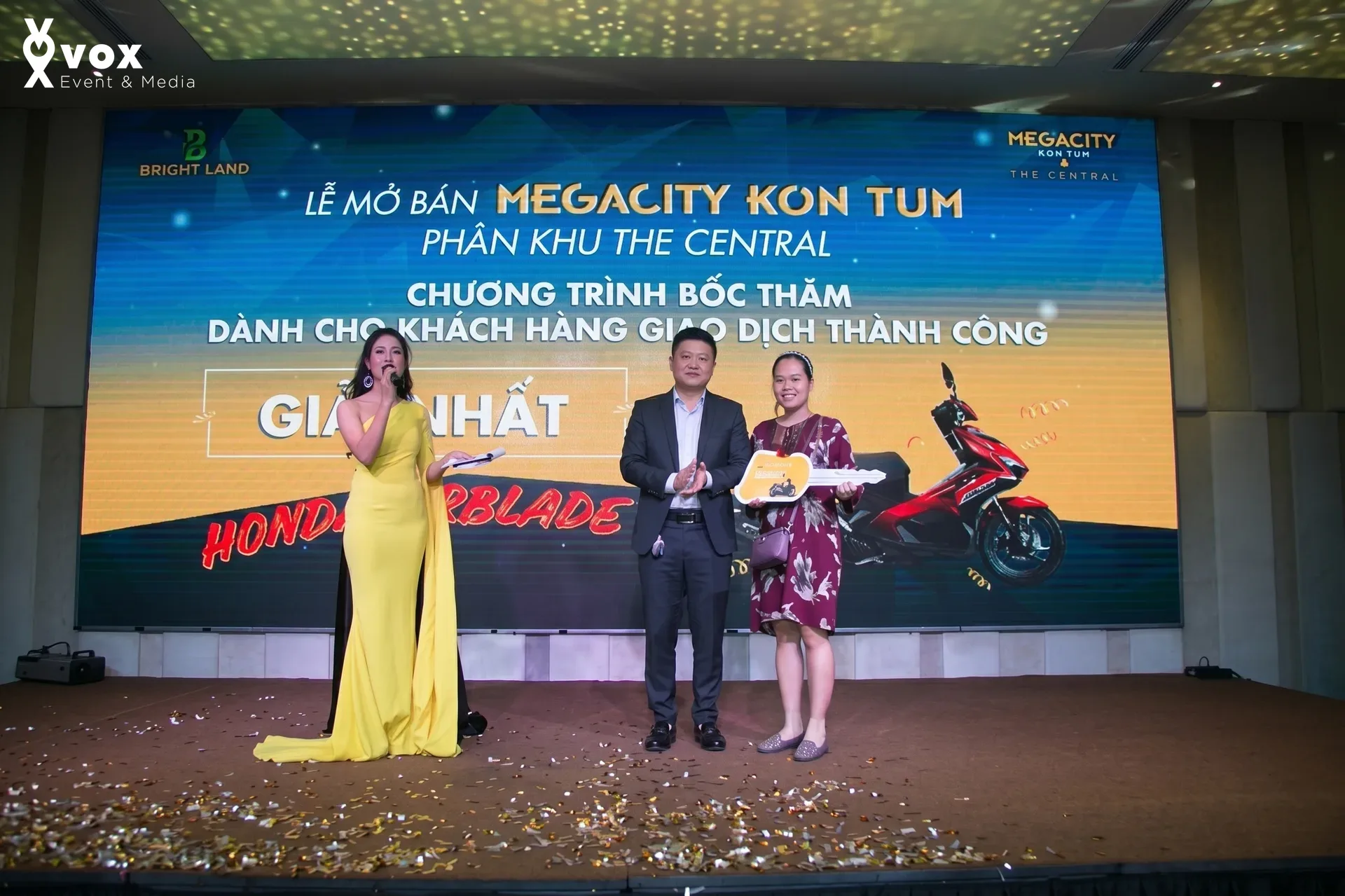 Mega City Kon Tum Sale Opening Event - Bright Land