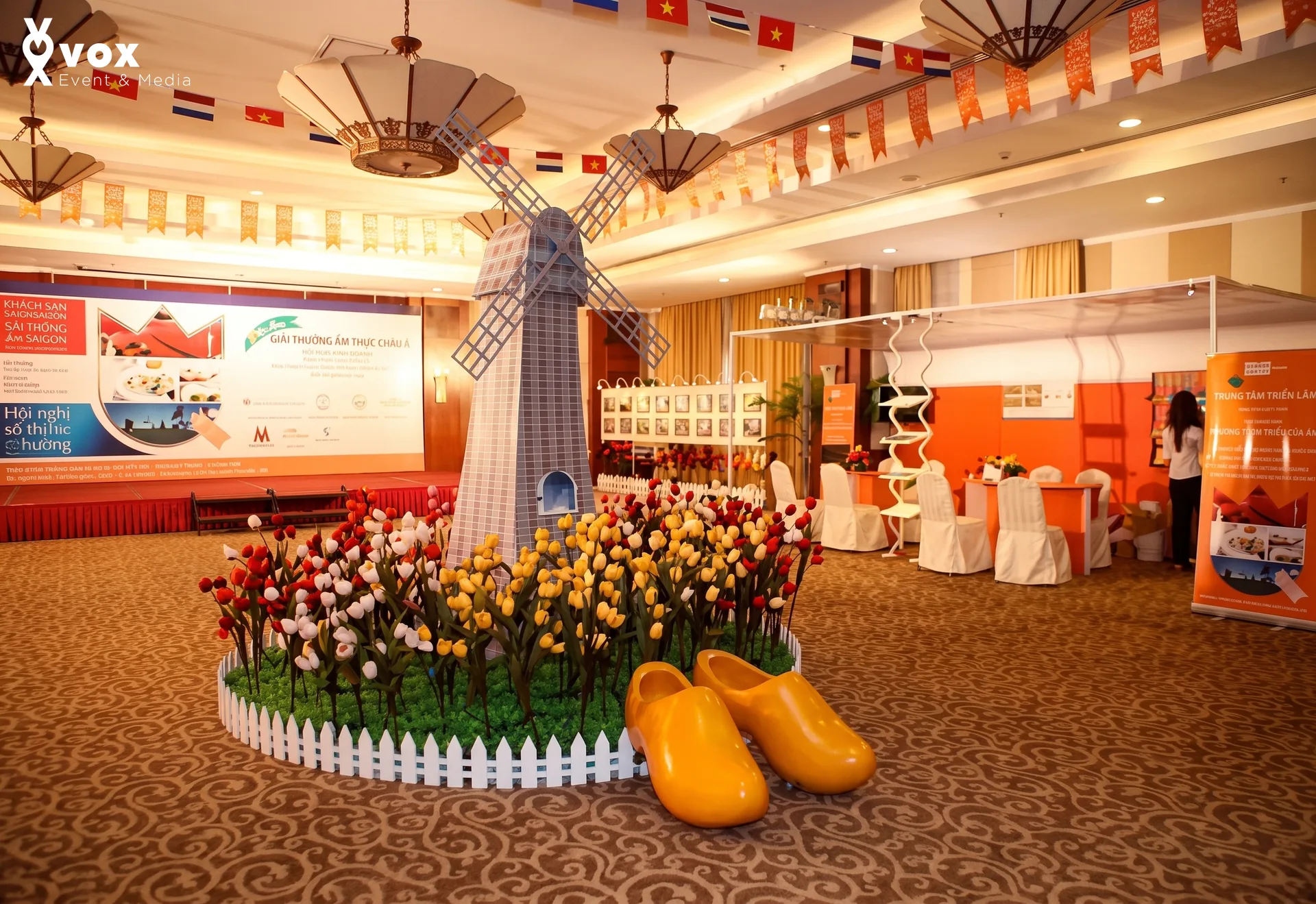 Nuffic Neso – guest flow và tư vấn booth